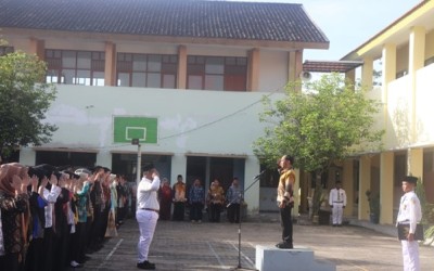 SMAN 1 KASIMAN MEMPERINGATI HARI KARTINI 2025