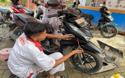 AHASS ROADSHOW KE SMA NEGERI 1 KASIMAN “MOTOR SEHAT, BELAJAR TETAP FOKUS”