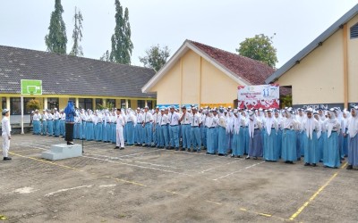 UPACARA PERINGATAN KEBANGKITAN NASIONAL DI SMAN 1 KASIMAN